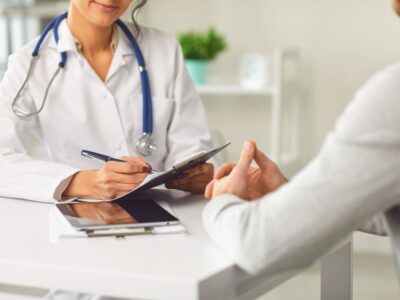 Psychologiczne aspekty decyzji o operacji plastycznej jak przygotować się mentalnie